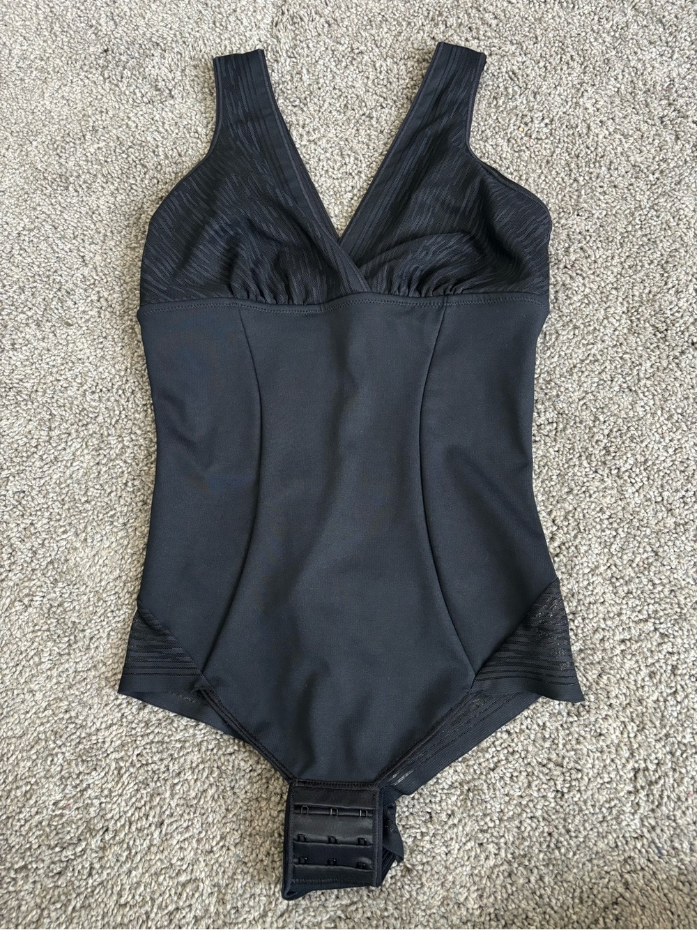 Sleek Black V-Neck One-Piece Sculpting Bodysuit with Supportive Fit Size M